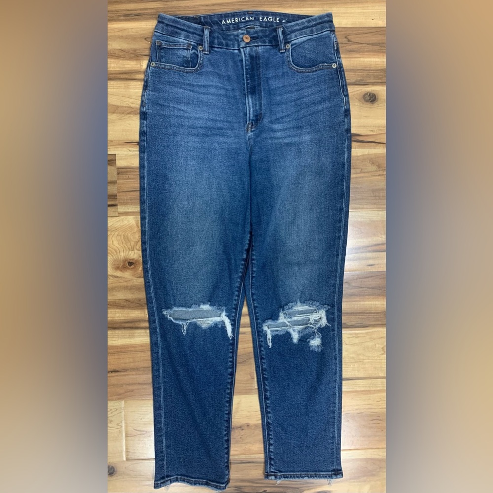 American Eagle Curvy Mom Jeans Distressed Stretch Tapered Denim 8 High Rise